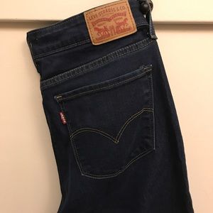 Levi’s dark wash jeans style 711